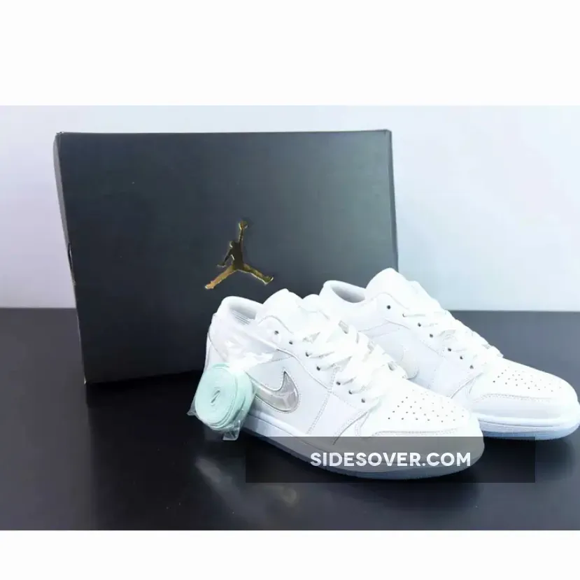 Air Jordan 1 Low GS Glitter Swoosh