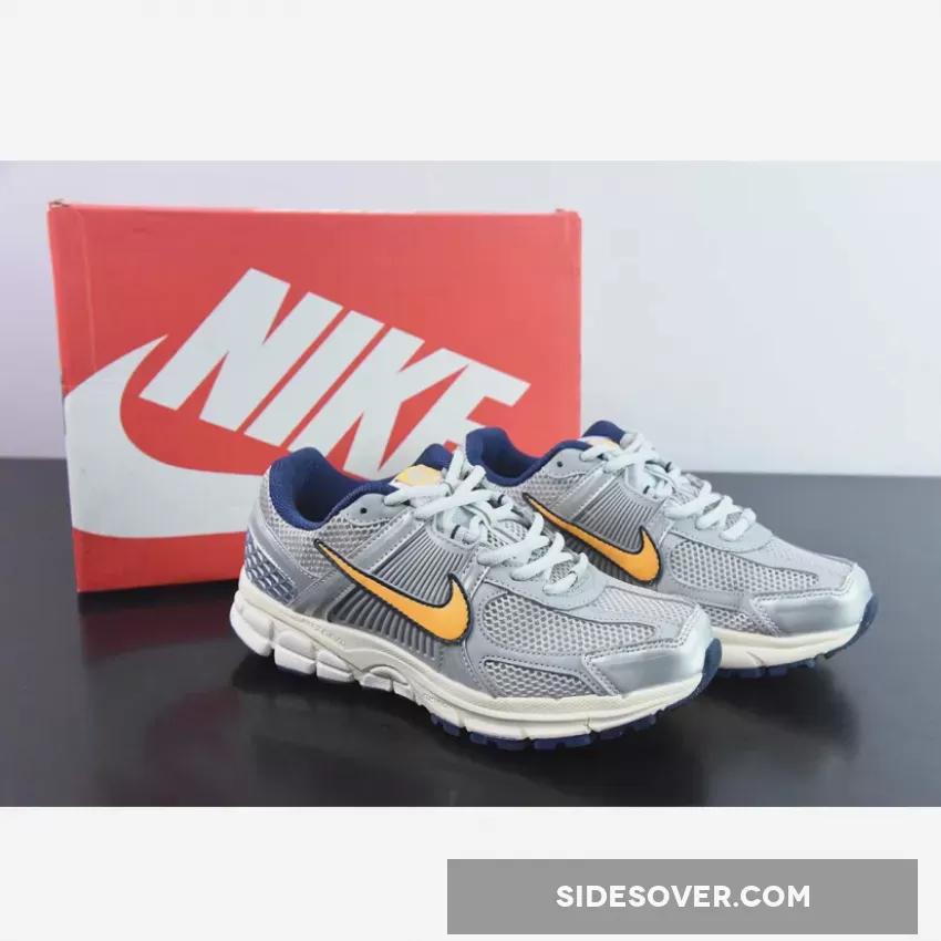 Restock Nike Zoom Vomero 5 Laser Orange FJ4151-001