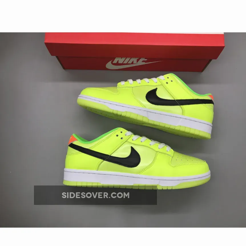 Nike Dunk Low SE Splash Volt | DARK DUNKS FJ4610-702 Nike Dunk Low SE Splash Volt | DARK DUNKS FJ4610-702