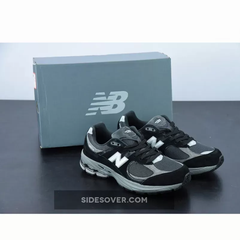 New Balance 2002R Black Dark Grey White M2002RR1 / new balance black 2002r