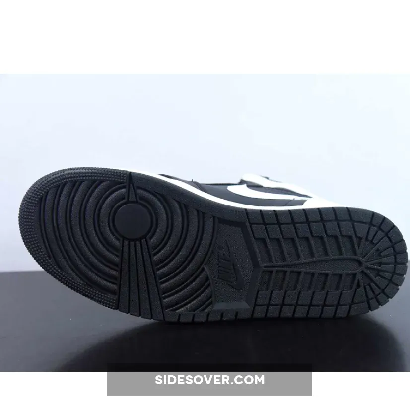 Air Jordan 1 High OG Reverse Panda Air Jordan 1 High OG Reverse Panda