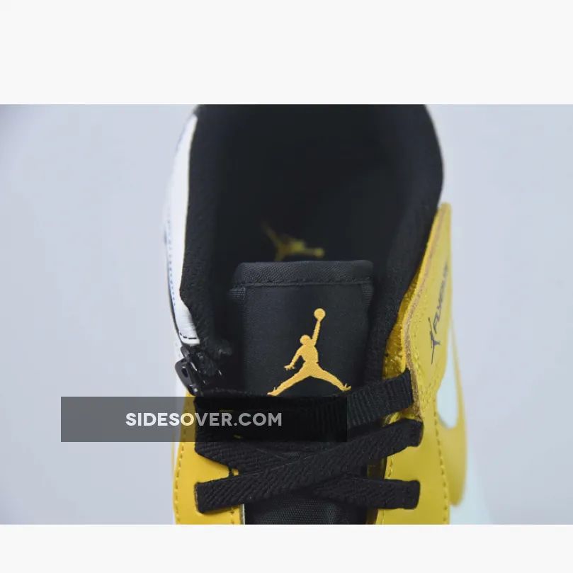 Air Jordan 1 Low FlyEase "Taxi" White/Black-University Gold Air Jordan 1 Low FlyEase "Taxi" White/Black-University Gold