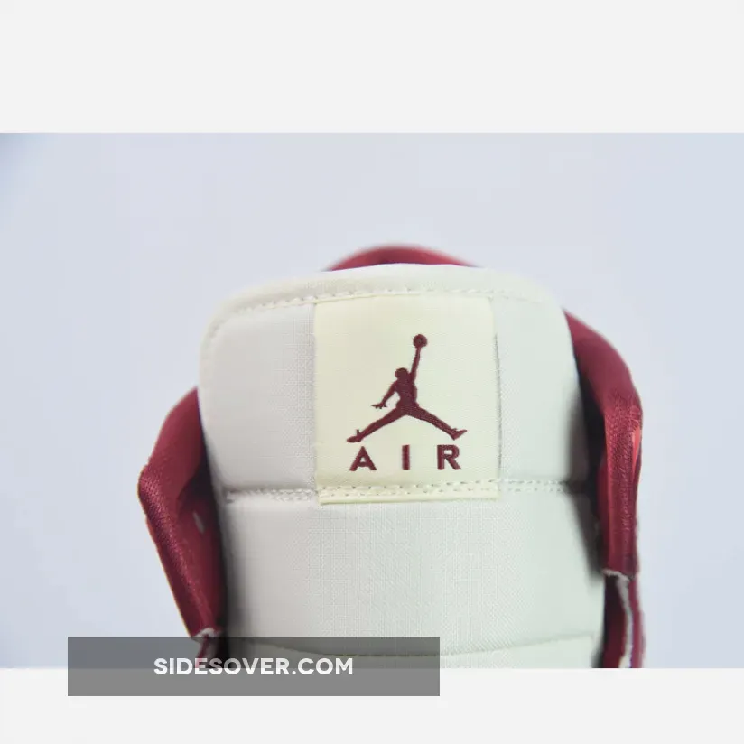 Air Jordan 1 Mid SE WMNS "Tiki Leaf" Team Red/University Red-Sail-Muslin Air Jordan 1 Mid SE WMNS "Tiki Leaf" Team Red/University Red-Sail-Muslin