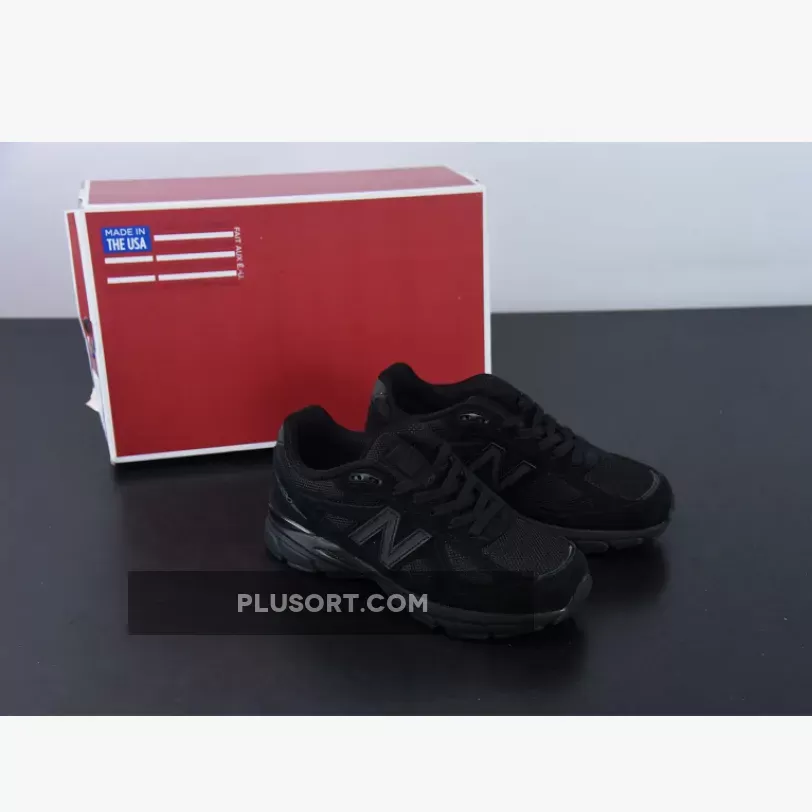 New Balance "Triple Black"