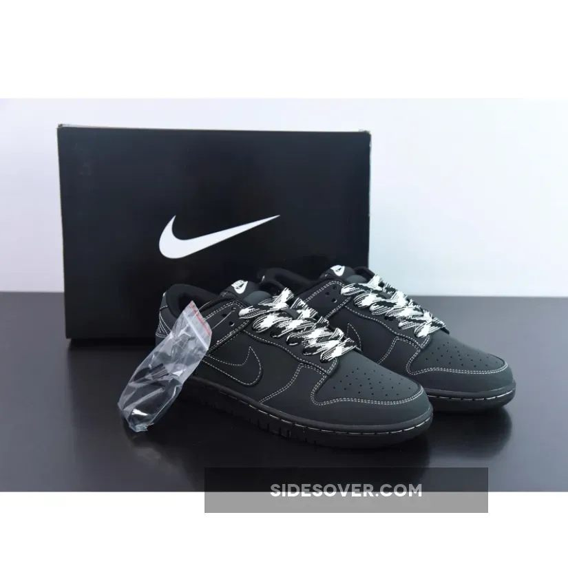 Nike Dunk Low Triple Black