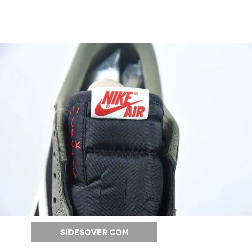 Nike SB Dunk Low Pro "Blackout" Nike SB Dunk Low Pro "Blackout"