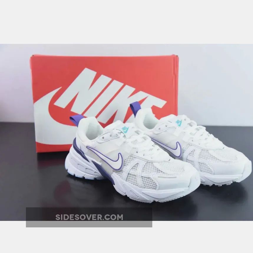 Nike WMNS Runtekk White Purple
