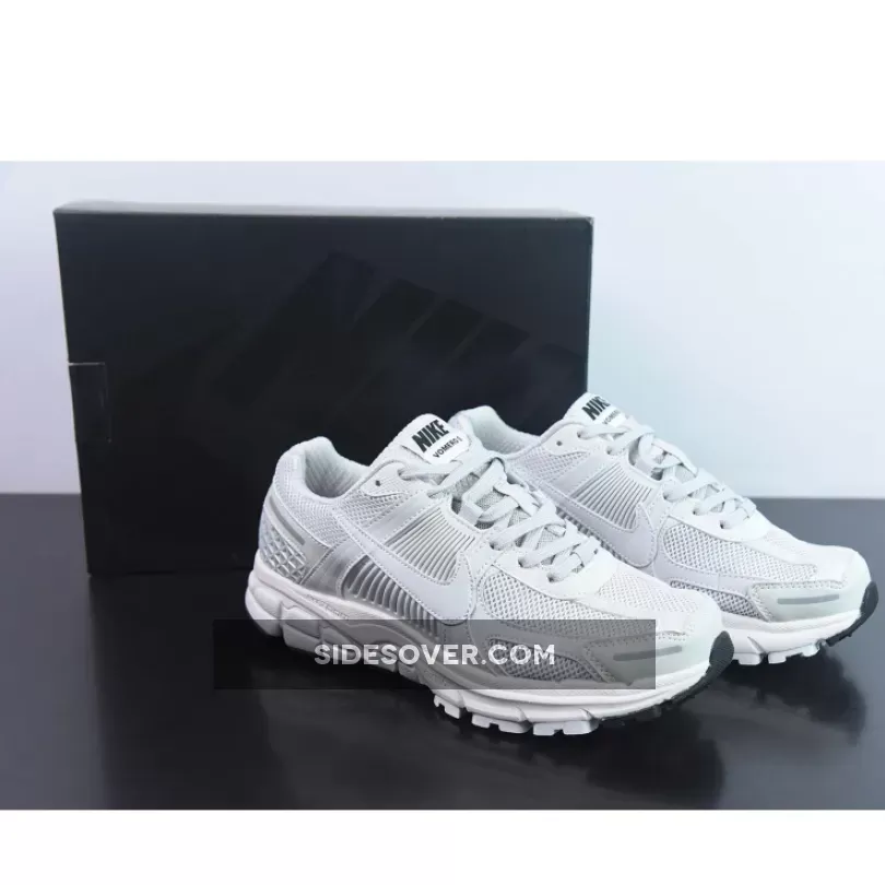 Nike Zoom Vomero 5 SP Vast Grey/Black Running Shoes