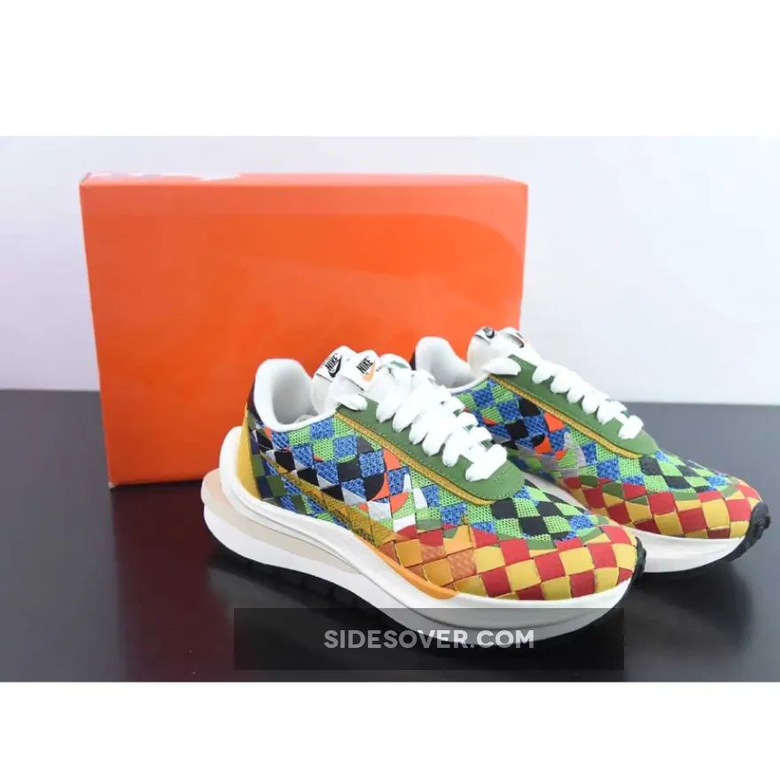 sacai x Nike LDVaporwaffle Mix Low Green Gusto/Safety Orange-Sail